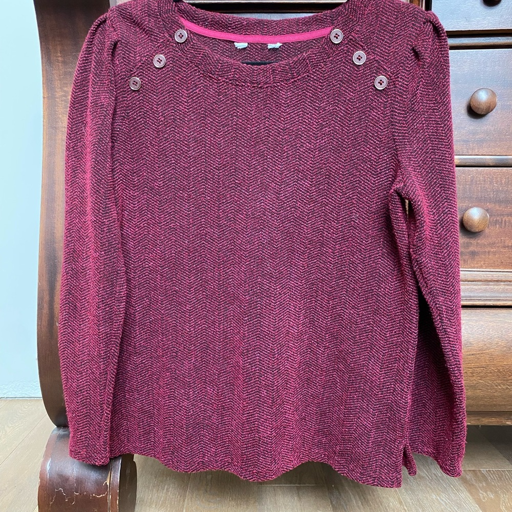 Stylish Burgundy Sweater with Button Accents